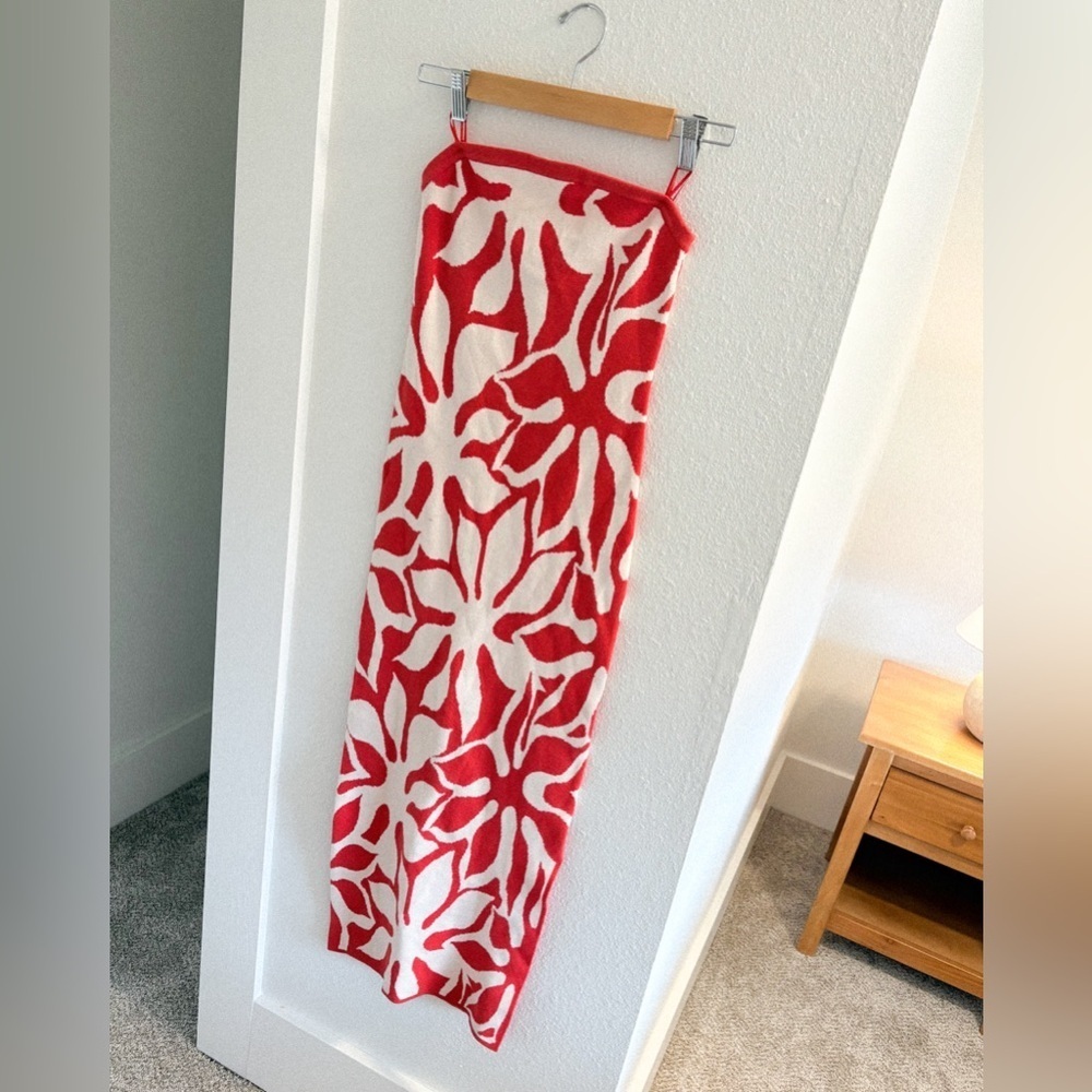 House of Harlow 1960 Red and White Floral Dress